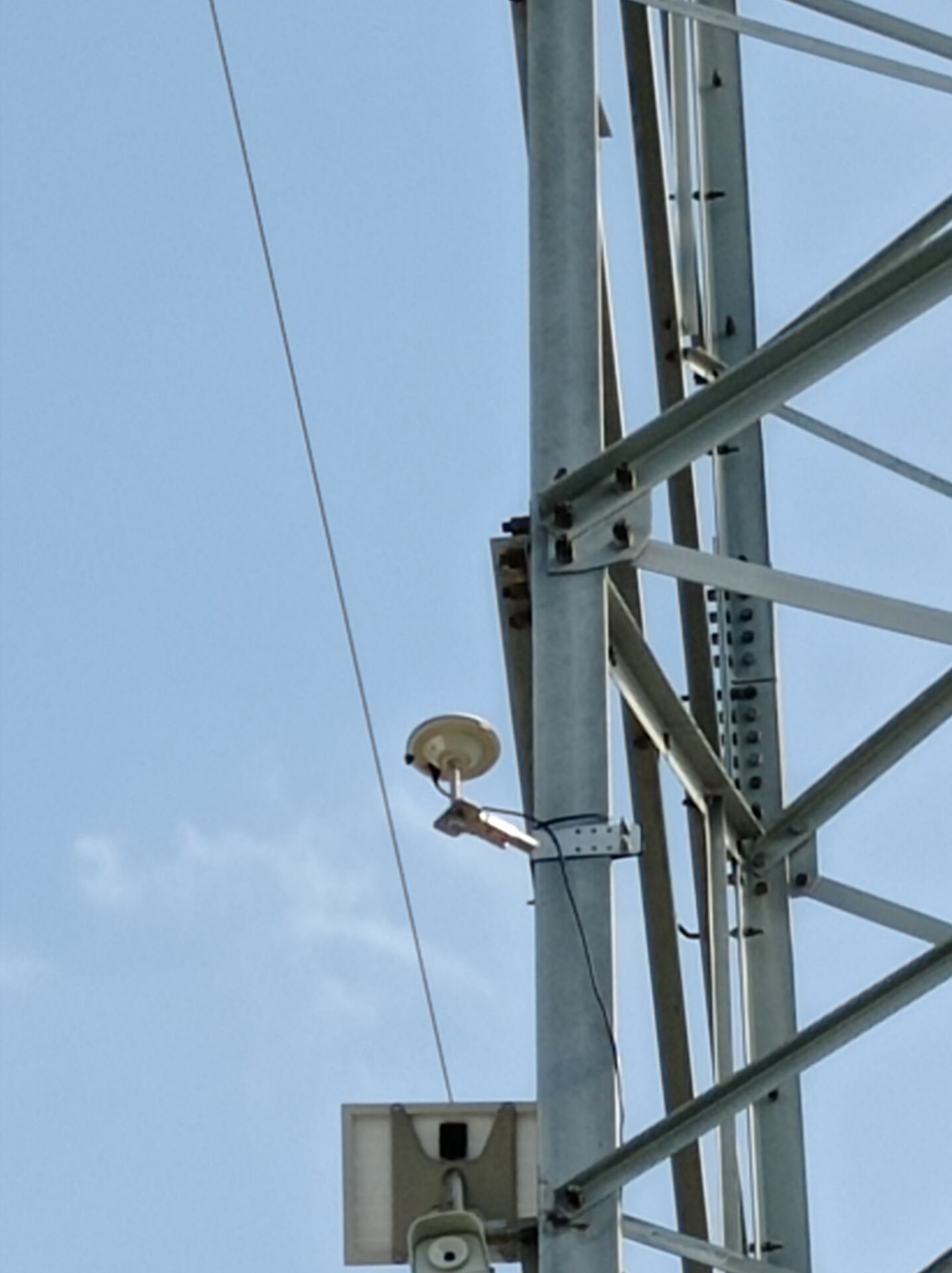 北斗桿塔沉降監(jiān)測系統(tǒng) 北斗桿塔沉降監(jiān)測系統(tǒng)